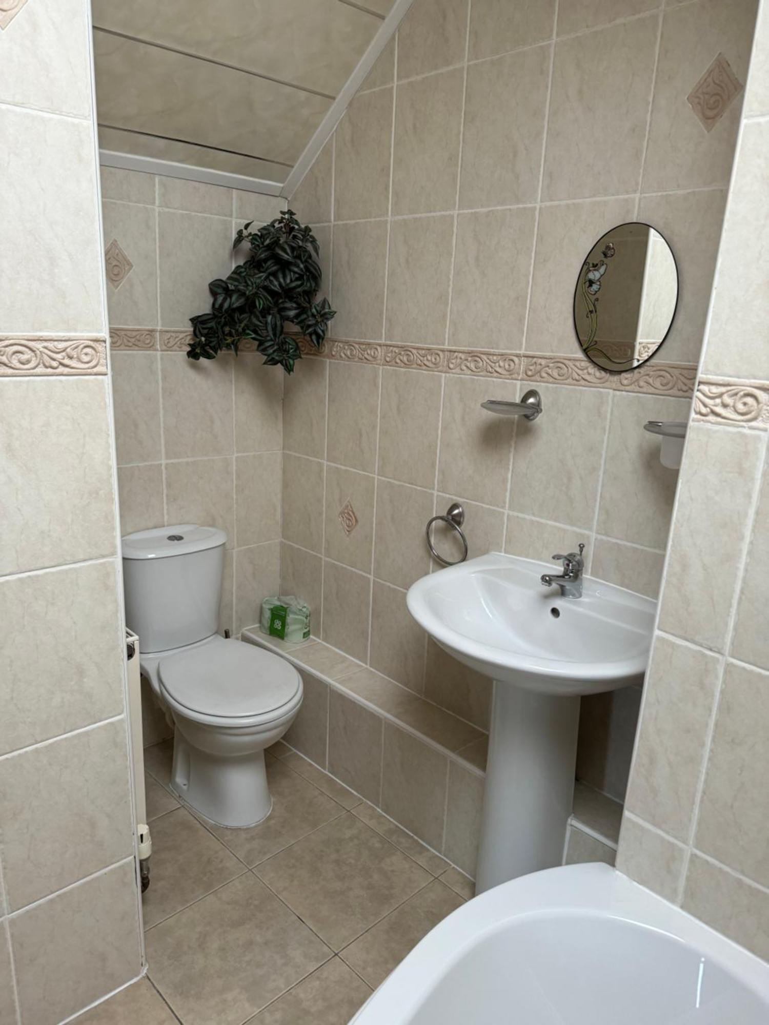 Thornton  Linden Ave Bungalow מראה חיצוני תמונה